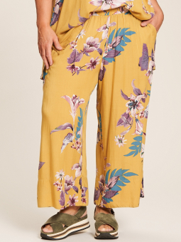 Gozzip Elly - Sennepsgul 7/8 løse viskose bukser med flotte blomster