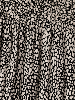 Gozzip MARGRETHE - Løse viskose bukser med brede ben i sort og hvid