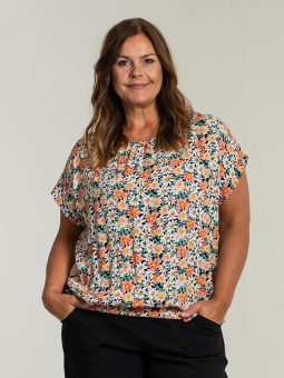 Vicky - Viskose bluse med smukt blomster print i grønne og rosa nuancer