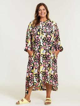 Gozzip ANNICA - Lang kjole med blomsterprint i klare farver