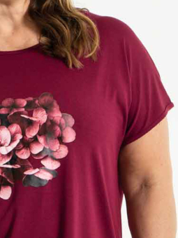 Gozzip GITTE - Bordeaux viskosebluse med korte ærmer og blomsterprint