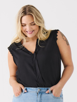 MUMI  - Plus Size Top fra Only Carmakoma