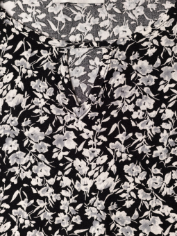 Studio CAMILLA - Sort bluse med elastik kant