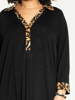 Studio DAISI - Sort tunika med leoparddetajler