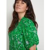 KCvilana - Skøn grøn kjole i bæredygtigt viskose med flotte blomster fra Kaffe Curve