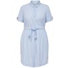 Carnewblue - Blå lækker viskose skjorte kjole med hvide striber fra Only Carmakoma